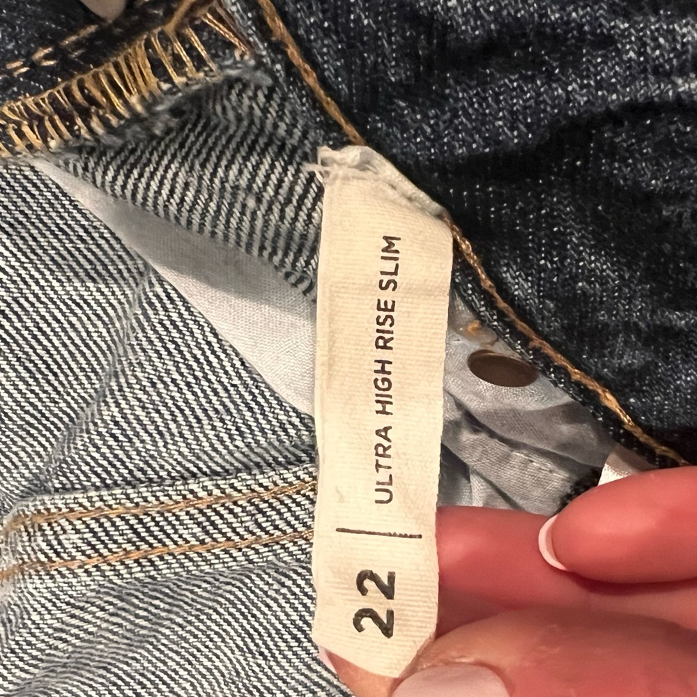 PacSun Ripped Jeans- size 22 - Picture 3 of 4